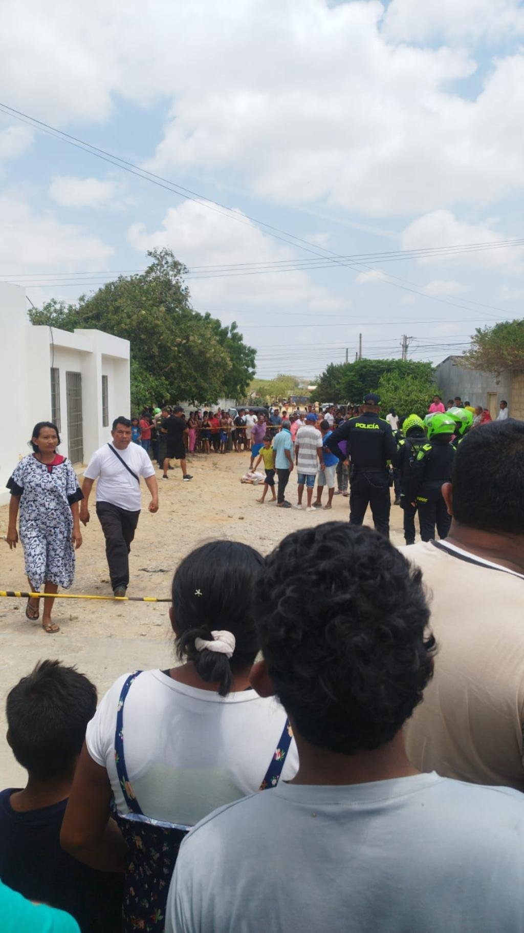 Masacre en el barrio Villa Mery de Maicao deja cinco personas muertas; tres ya fueron identificadas.