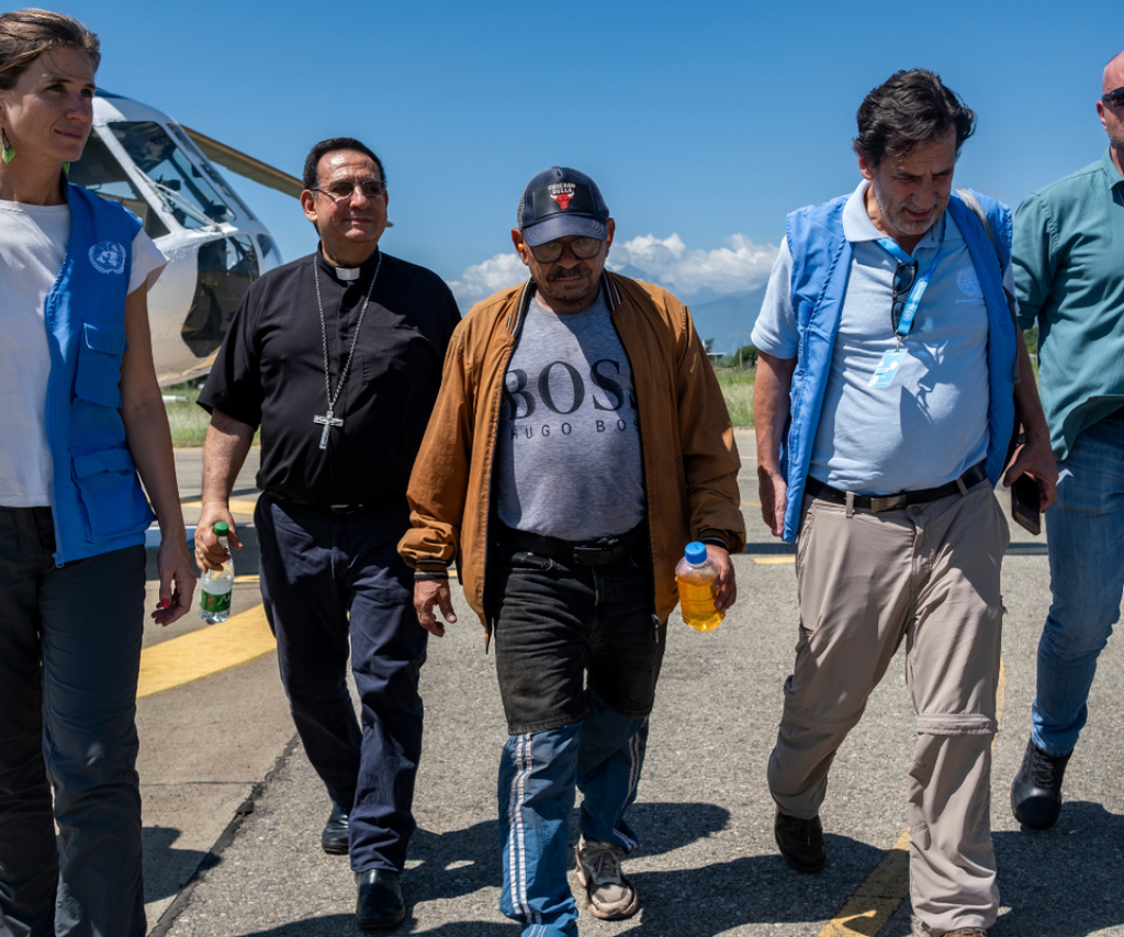 Ante amenaza de secuestro, Mane Díaz se ve forzado a abandonar La Guajira