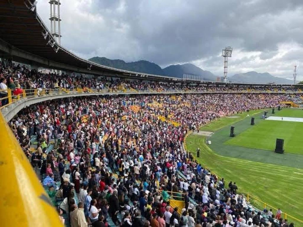 Más de 34 mil personas llenaron el Campín en evento todo nuevo solidario