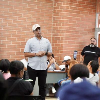 Gobernador Aguilar impulsa el acercamiento con líderes comunales a través del Diplomado en Participación Ciudadana