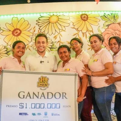 Exitosa clausura del SalchiAmistad 2025: más de 4.000 ventas dinamizaron la economía local.