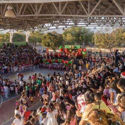 Parque Romero Gámez se convirtió en el epicentro de la magia navideña en Barrancas