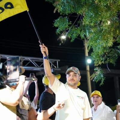 Con masiva asistencia, Alfredo Deluque inauguró su comando de campaña en Riohacha