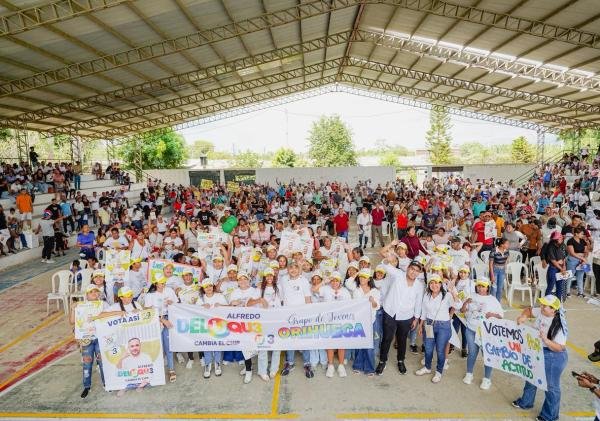 Alfredo Deluque consolida su gira por el Caribe colombiano llevando el mensaje de “Cambiar el Chip” desde el territorio