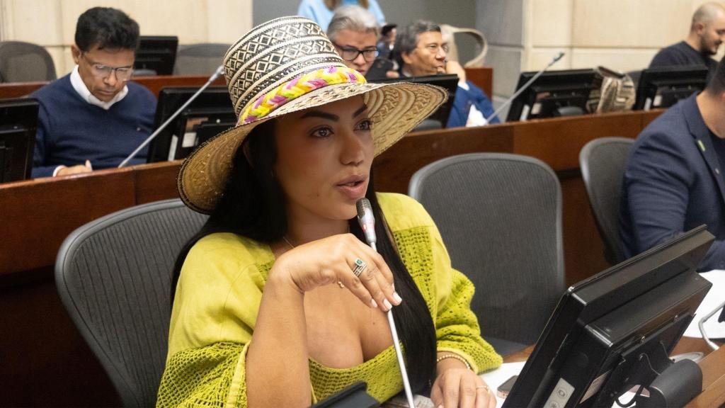 Senadora Martha Peralta Epieyú alerta desde el Senado por la creciente inseguridad en La Guajira