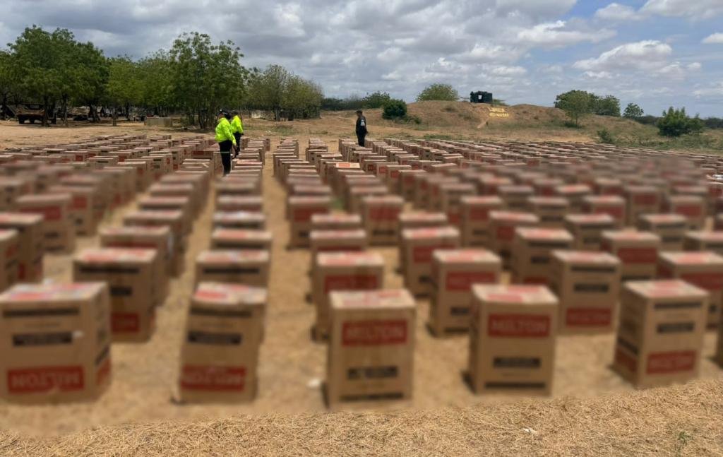 Autoridades desmantelan centro de acopio ilegal de mercancías: en una bodega halló 302.500 cajetillas de cigarrillos de contrabando