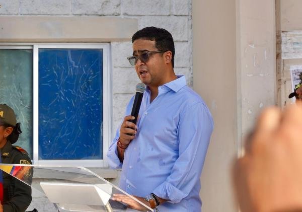 Gobernador Jairo Aguilar instaló la jornada electoral presidencial en La Guajira