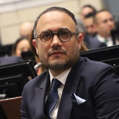 Alfredo Deluque inicia una nueva etapa en el Senado con agenda de innovaciónA, desarrollo Regional y resultados