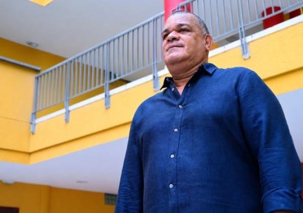 Con raíces fuertes y visión de futuro, Carlos Robles Julio retoma la rectoría de Uniguajira