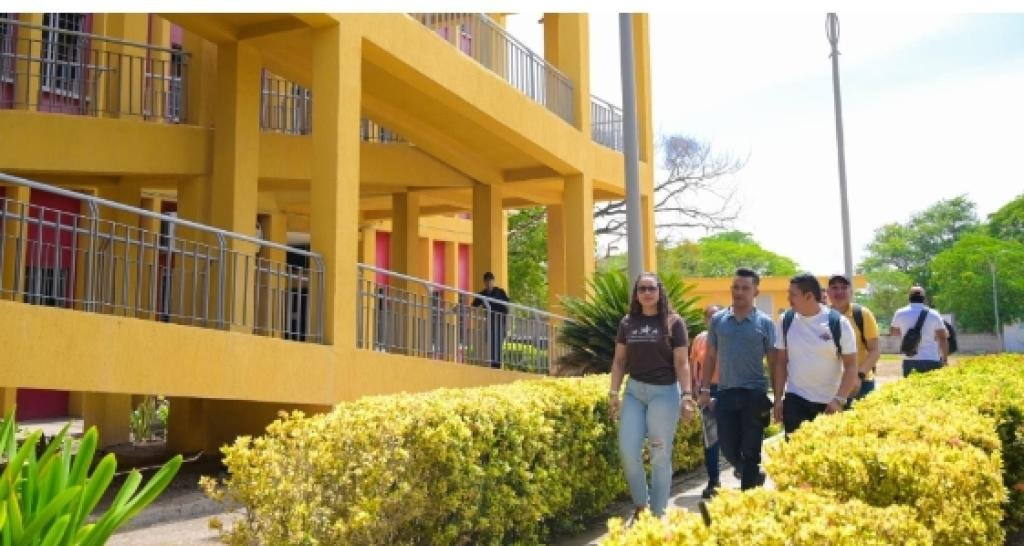 Cuatro nuevos programas fortalecen la oferta académica de Uniguajira Sede Fonseca