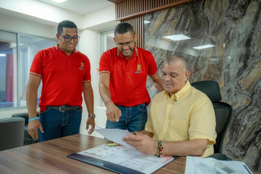 Cuatro años más para conectar el talento guajiro con oportunidades laborales