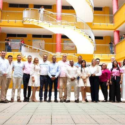 Uniguajira posesiona 22 docentes planta y avanza en la entrega de 200 plazas por méritos