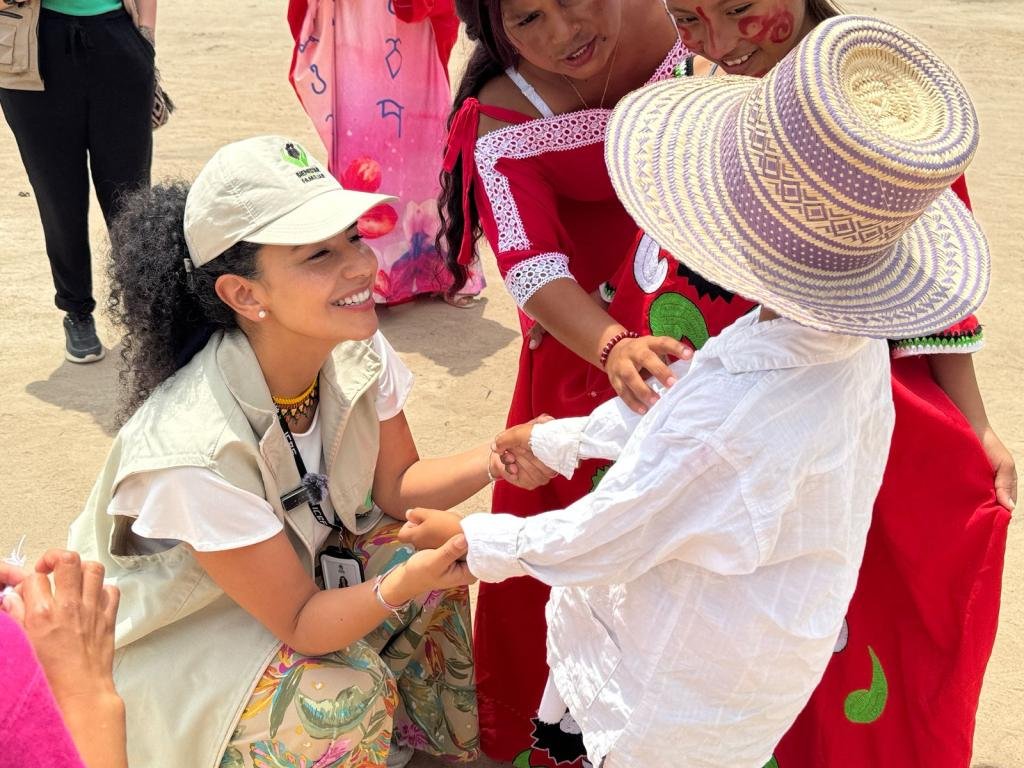 Subdirectora del Bienestar Familiar verificó modelo propio de atención integral en dos comunidades wayuu de La Guajira