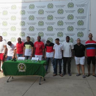 Caen 13 integrantes de las Autodefensas Conquistadoras de la Sierra Nevada en La Guajira por los delitos de concierto para delinquir y extorsión.