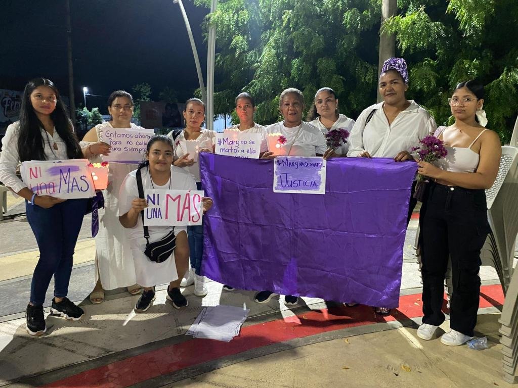 Con velatón en Barrancas, exigen justicia por la muerte de la patrullera María Alejandra Guerrero